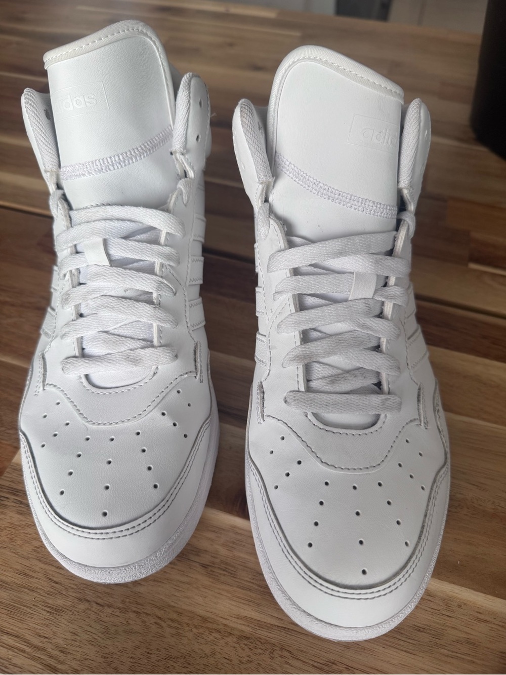 Adidas White High-Top Men's Sneakers size 8.5 excellent condition